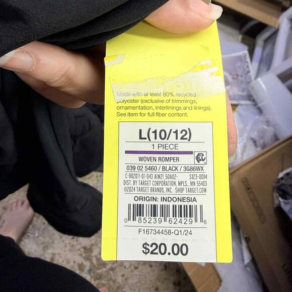 Youth Large Athletic Romper Black NWT - Picture 3 of 4